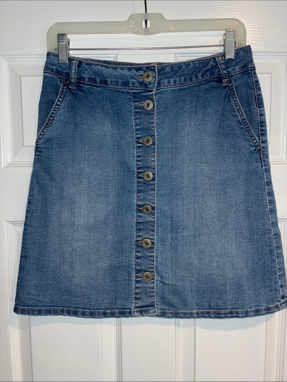 Artisan NY Button Down Blue Denim Skirt, Size 4